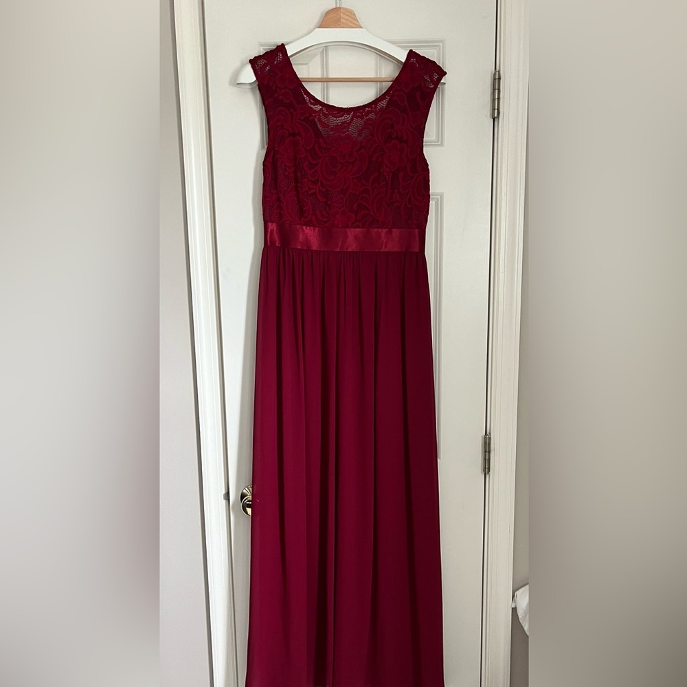 Ever Pretty Size 10 Burgundy Formal Gown with Lace top and Sheer overlay bottom